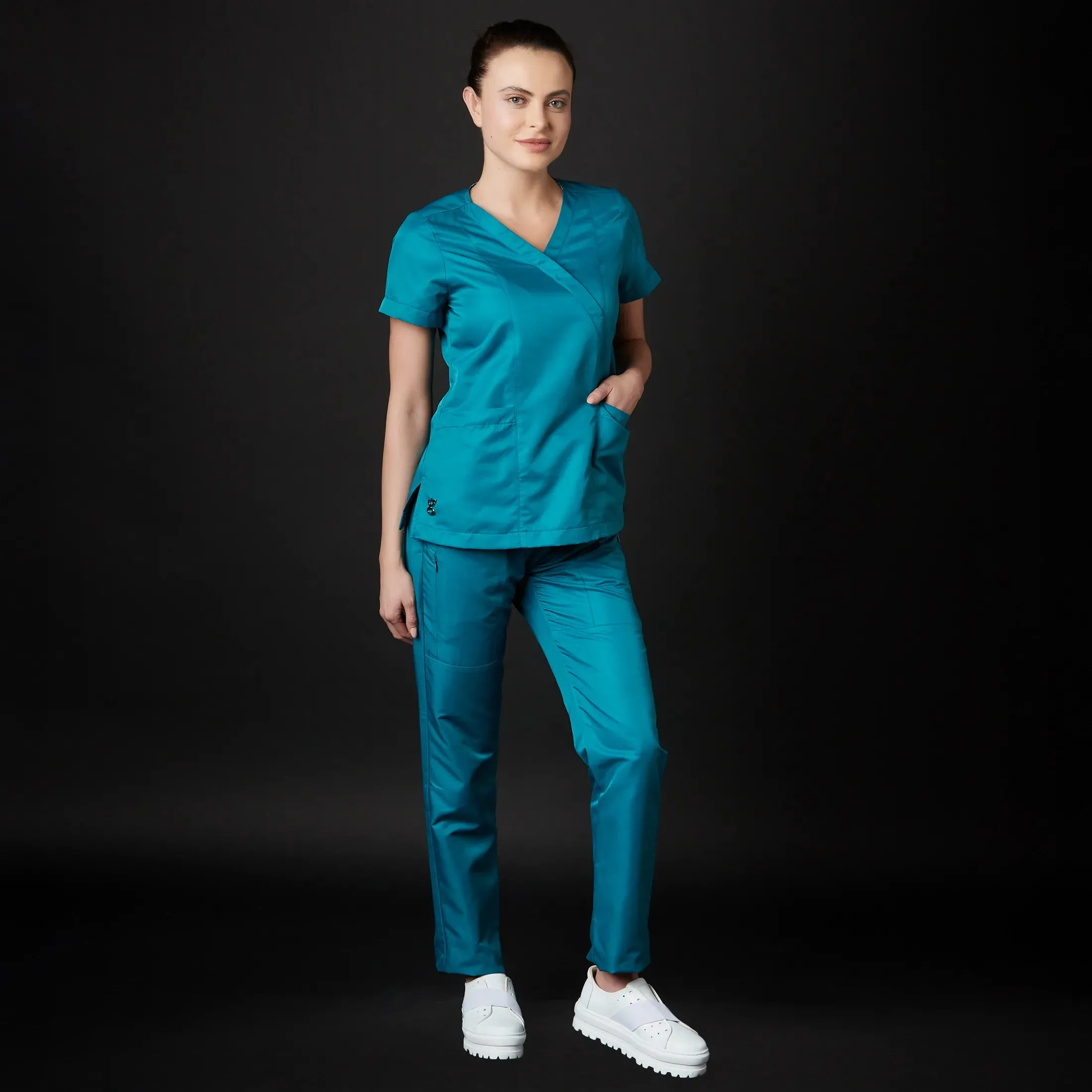 Pijama Quirúrgica de Mujer Charles Antibacterial