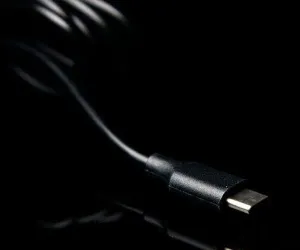 Ridge Monkey Vault USB-C to USB-C PD Compatible Cable, 1 Metre