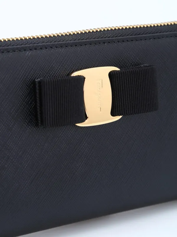 Salvatore Ferragamo Vara Bow Continental Cross Grain Wallet in Black