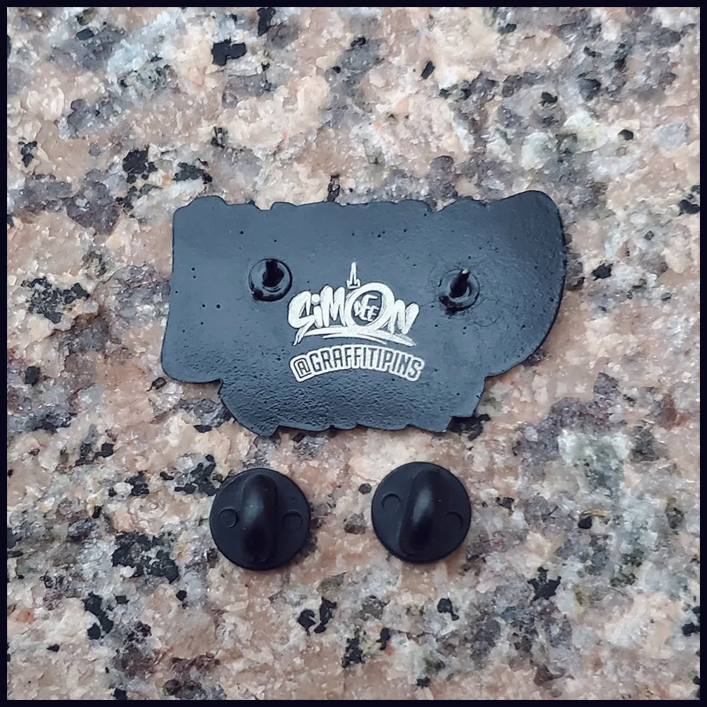 Simon Dee x Graffitipins Logo White Throwie Pin - Enamel Pin