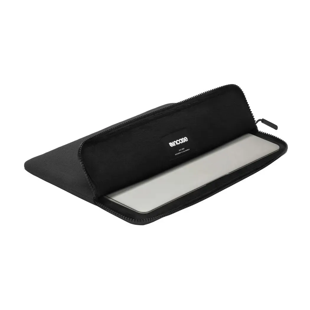 Slim Sleeve with Woolenex for 15" MacBook Pro (2019)