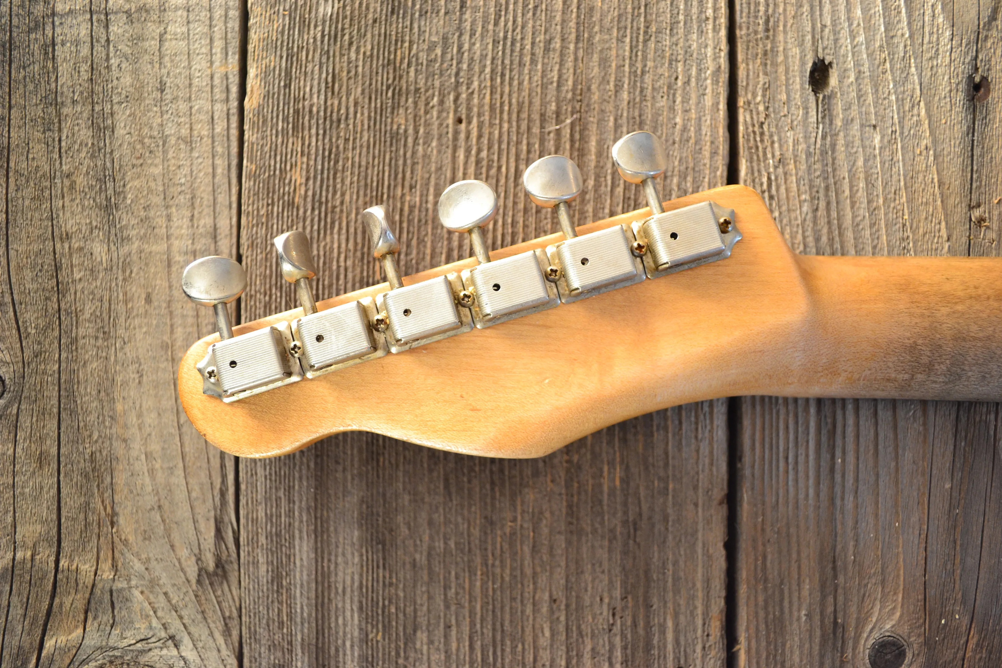 SOLD - Danocaster Singlecut Aquamarine 2020 with P-90 6lb 8oz