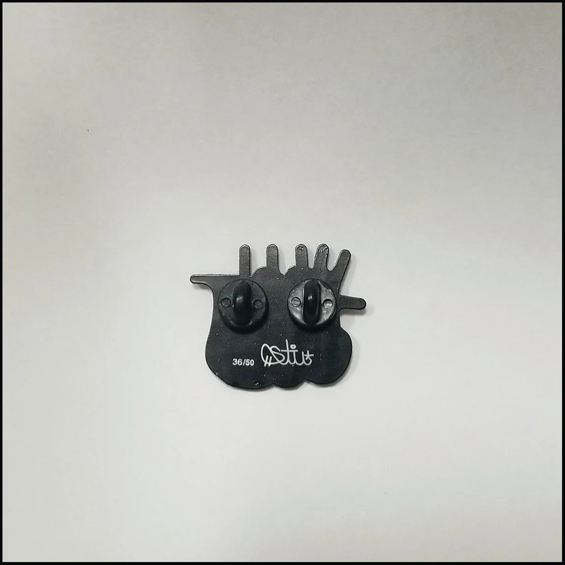 Stu White Throwie - Enamel Pin