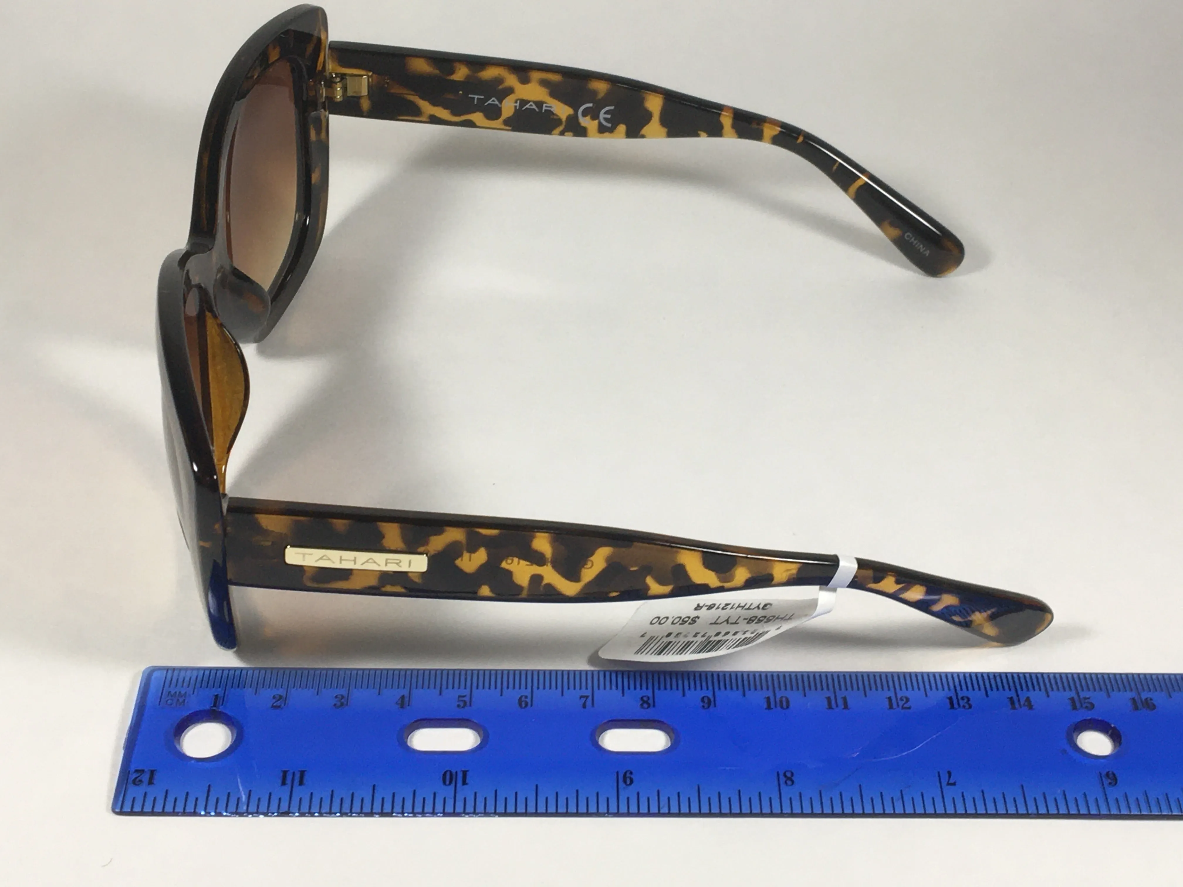 Tahari Large Cat Eye Sunglasses Brown Yellow Tortoise Frame Brown Gradient Lens TH558 TYT