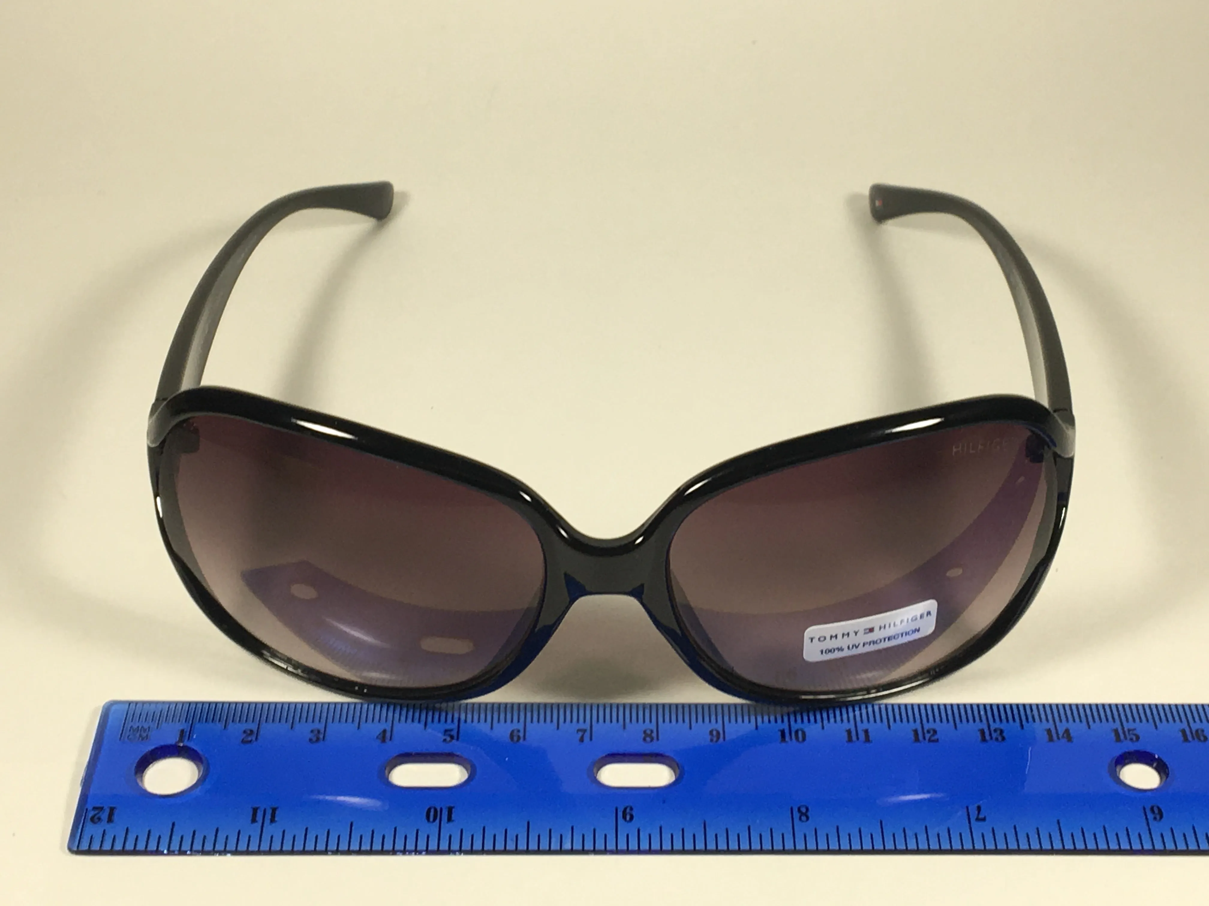 Tommy Hilfiger "Trista" Oversize Vented Sunglasses Black Gloss Frame Smoke Gradient Lens WP OL33