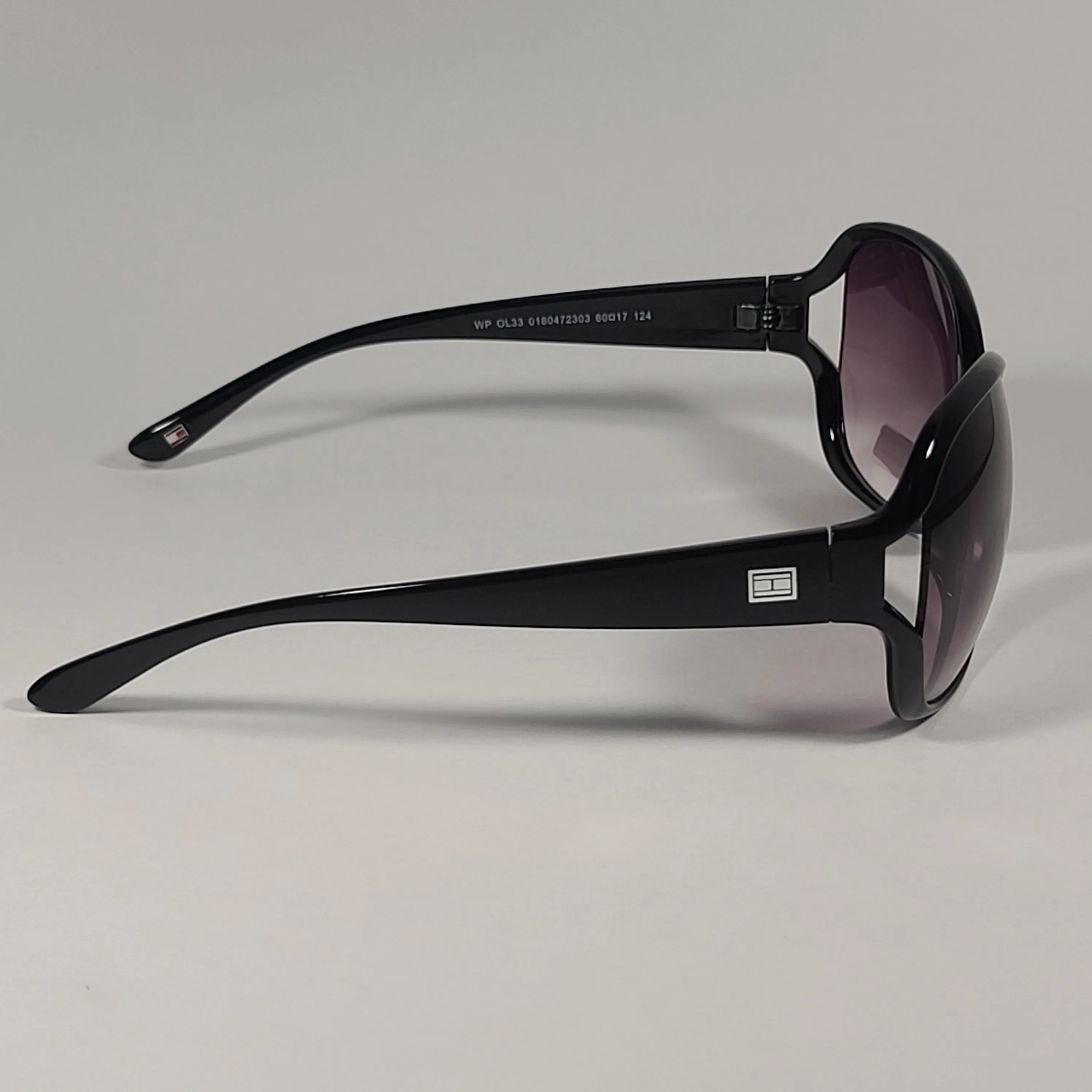 Tommy Hilfiger "Trista" Oversize Vented Sunglasses Black Gloss Frame Smoke Gradient Lens WP OL33