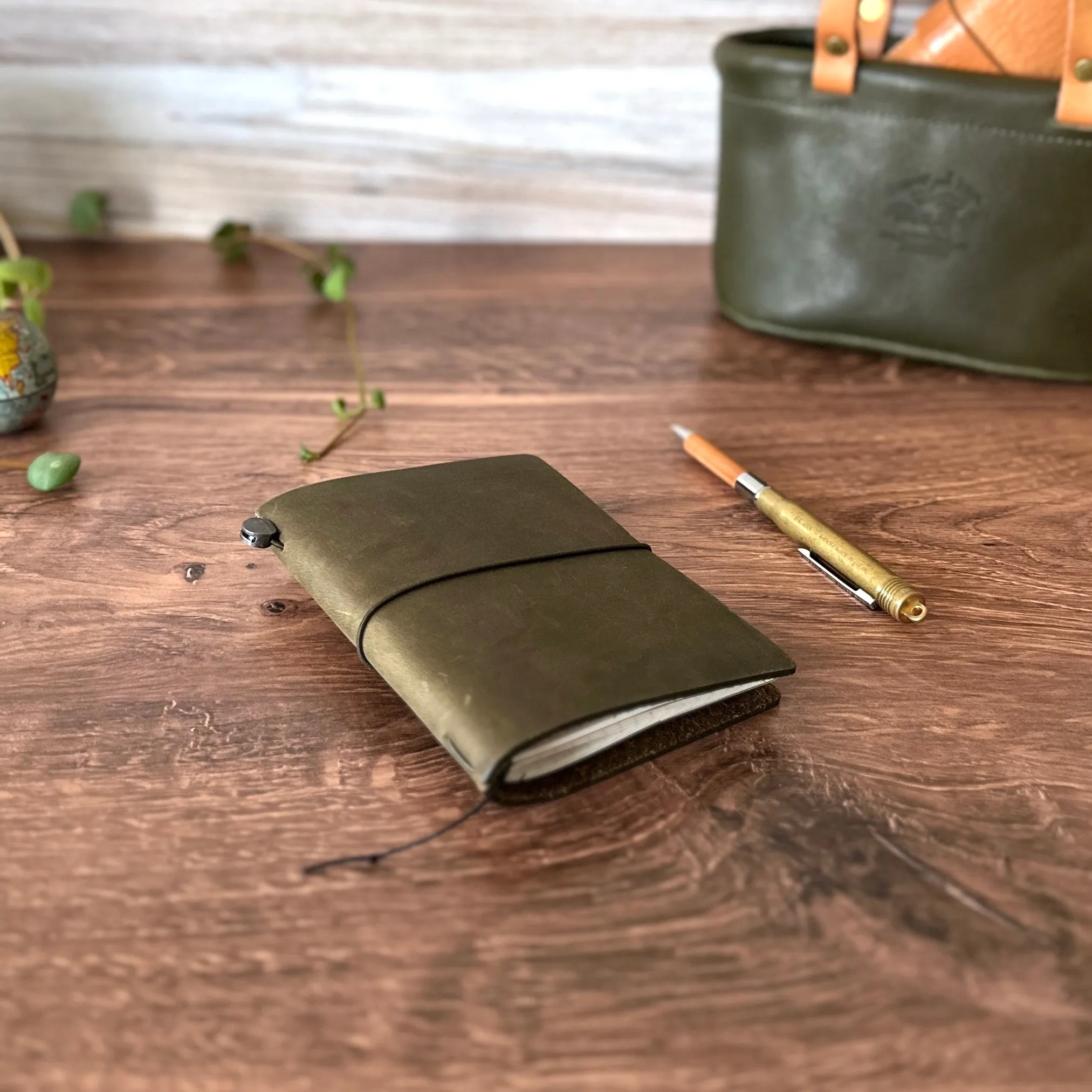 [TRC] Traveler's Notebook // Olive (PASSPORT)