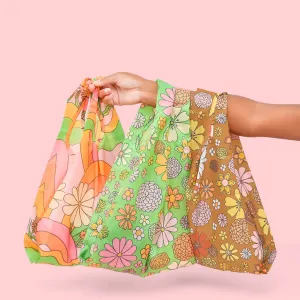 twists and shouts tote bag
