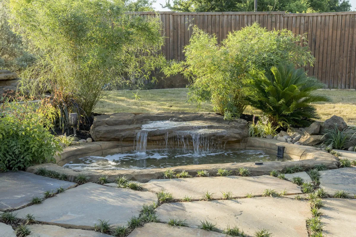Universal Rocks In-Ground Spa - Bay