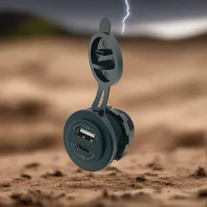 USB-A   USB-C Socket