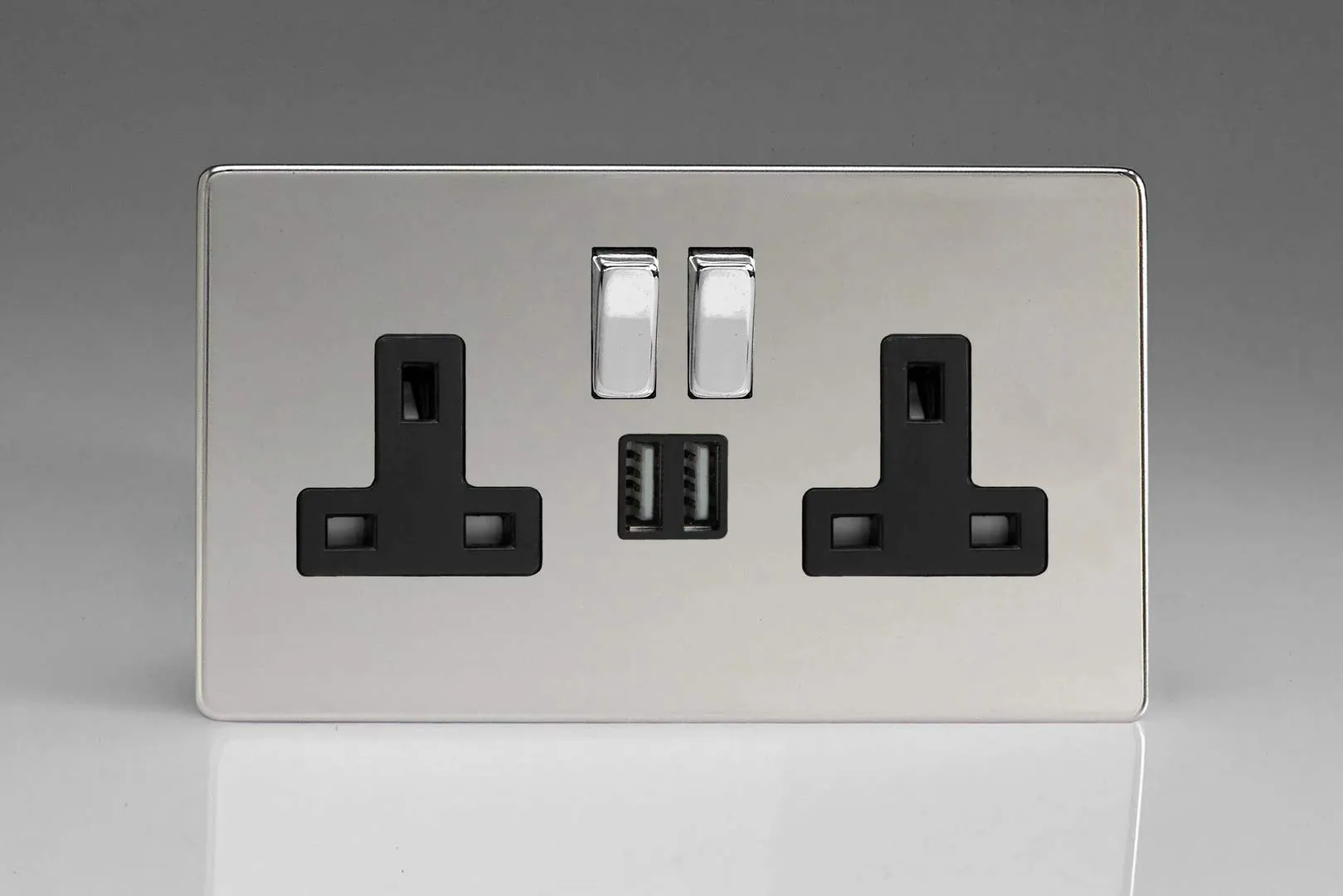 Varilight XDC5U2SBS 13A Socket 2-Gang With USB Polished Chrome Black