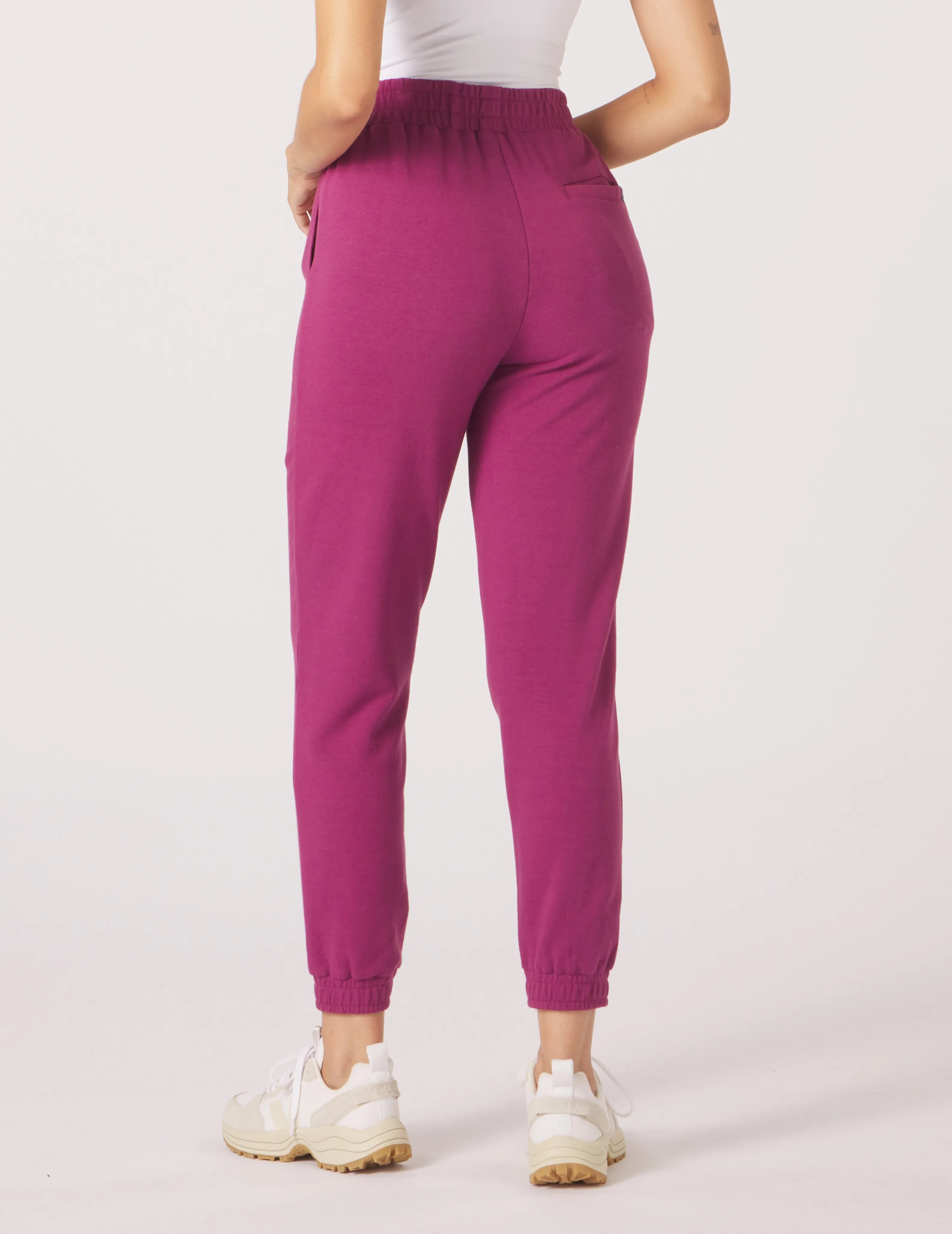 Vintage Oversized Jogger: Rouge