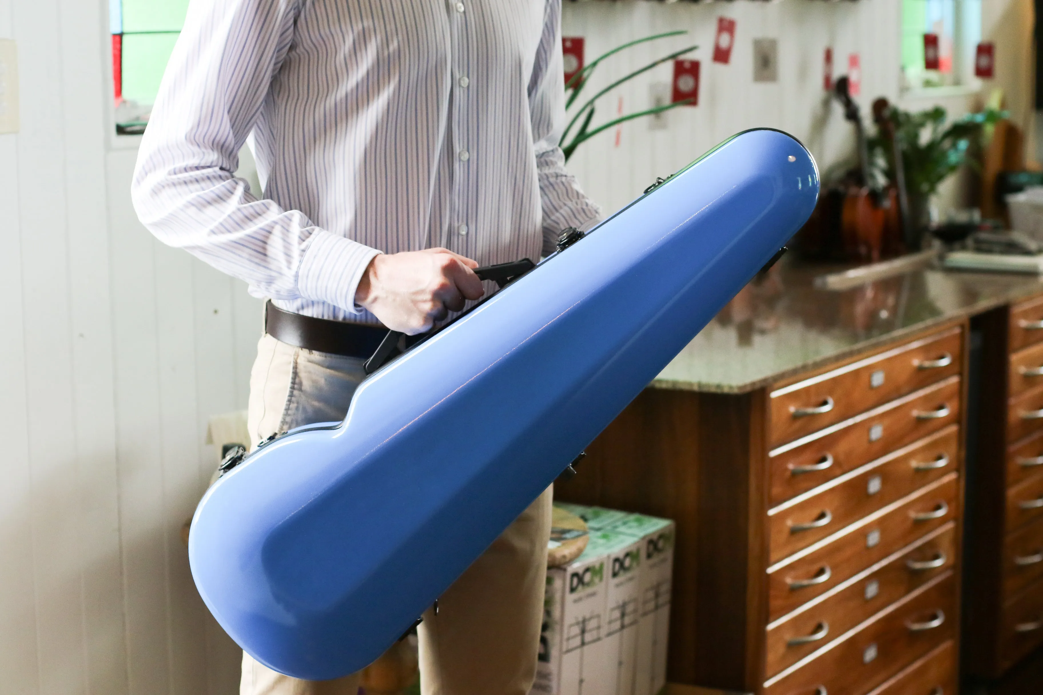 Vivo Polycarbonate Shaped Violin Case 4/4 Blue