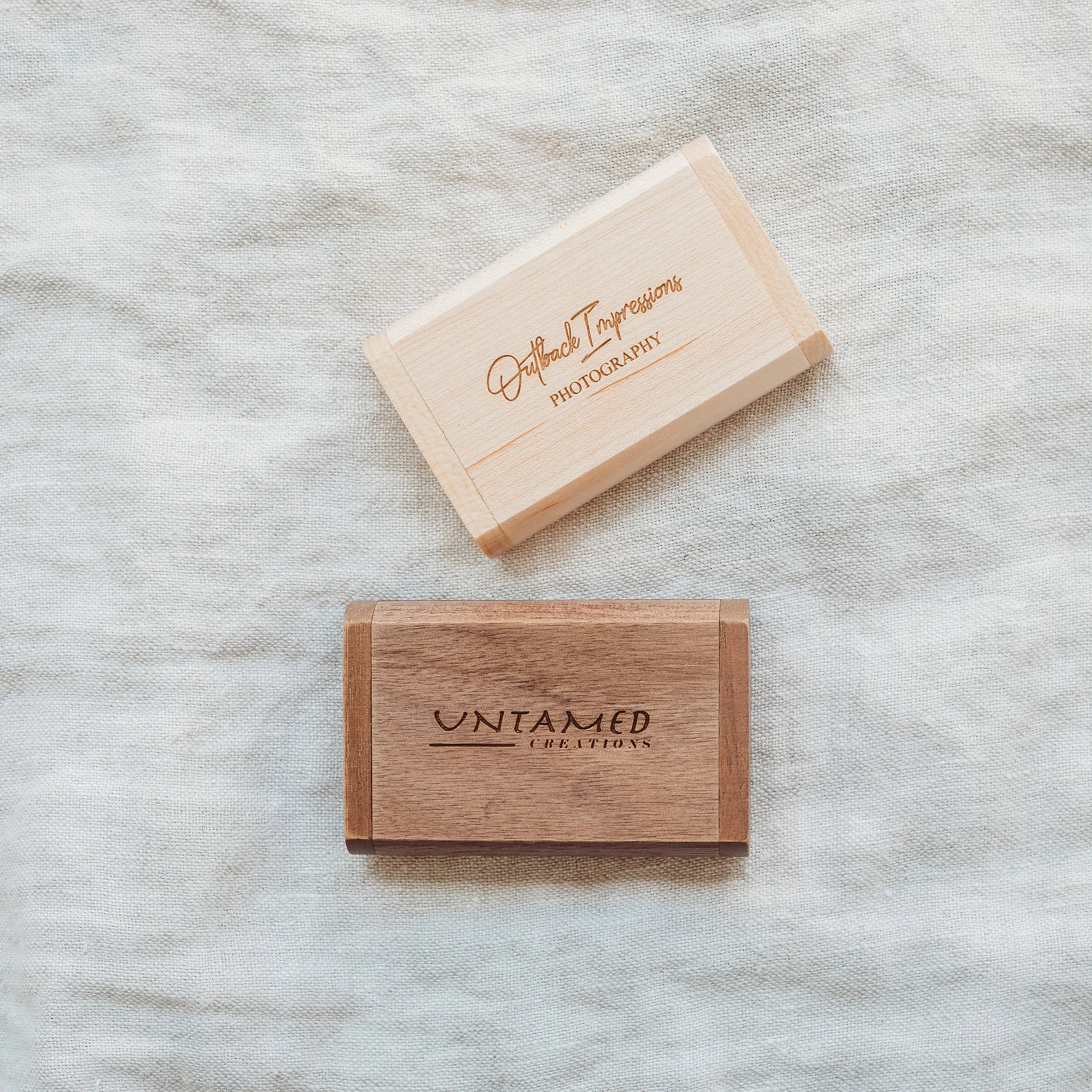 Wood USB Gift Box - Oval - Engraved