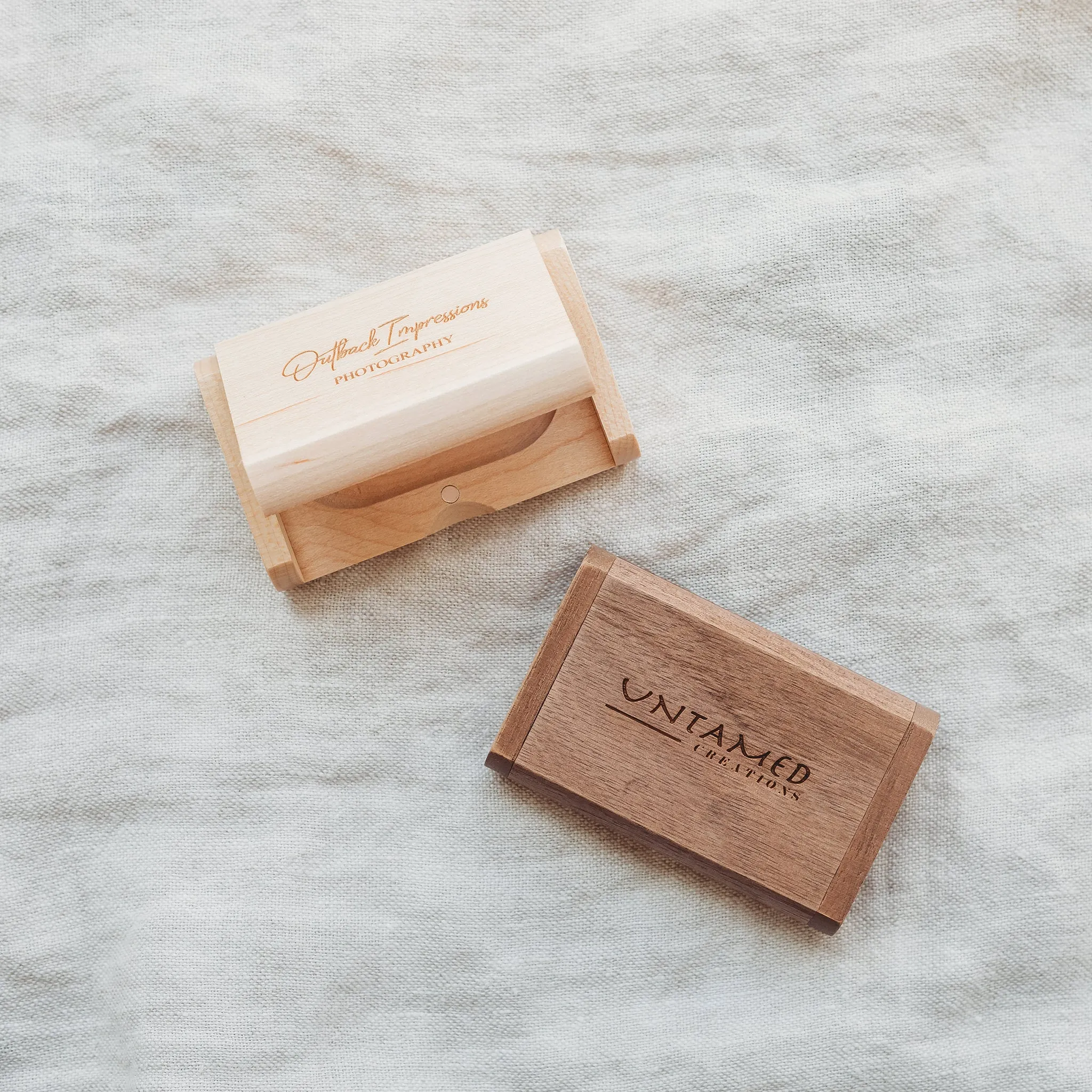 Wood USB Gift Box - Oval - Engraved