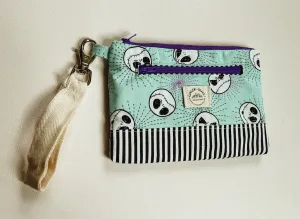 Wristlet zip pouch wallet/purse